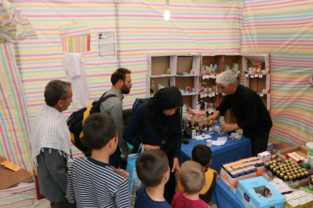 حضور داوطلبانه کادر پزشکی استان زنجان در خدمات دهی به زوار امام حسین علیه السلام