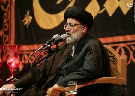 گلچین تصاویر حضور شهید رییسی در حسینیه اعظم زنجان