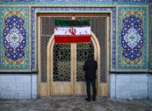گوشه‌ای از ارادت مادران زنجانی برای بازسازی آستان مقدس حسینیه اعظم زنجان