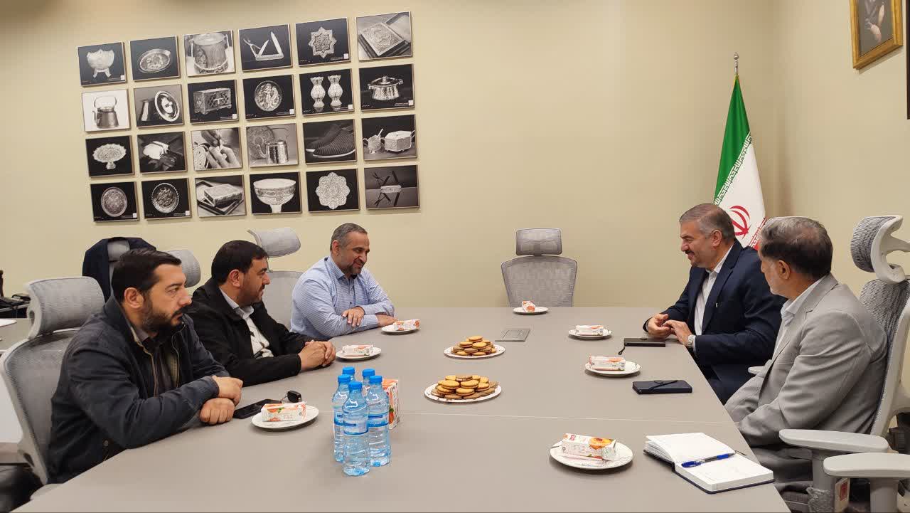 دیدار هیئت امناء حسینیه اعظم زنجان با رئیس نمایندگی وزارت امور خارجه در زنجان
