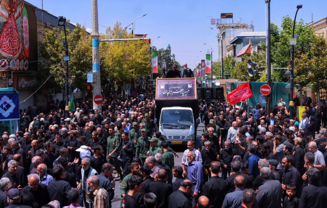 دسته روی موکب عزداران حسینیه اعظم به مناسبت اربعین حسینی