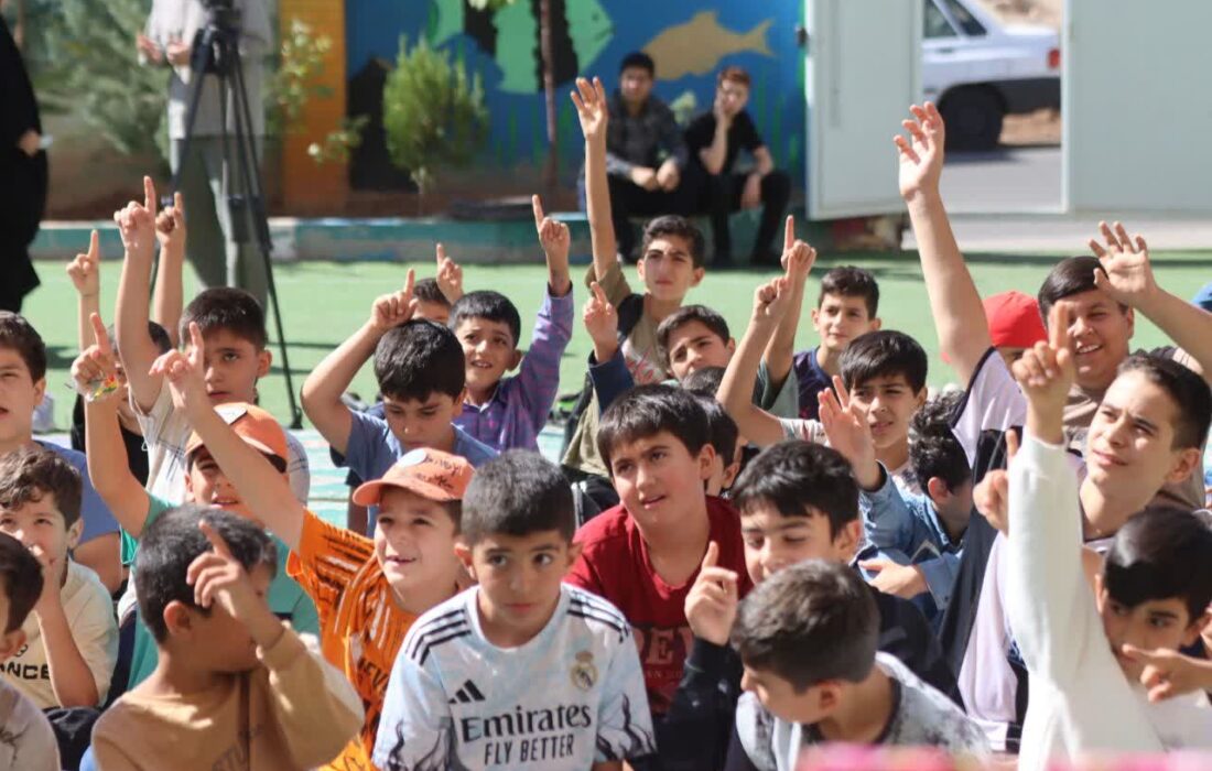 «سه شنبه‌های مهدوی» مهمان مدرسه نمونه بسیج شد / برگزاری اختتامیه کلاس‌های تابستانی با عطر انتظار